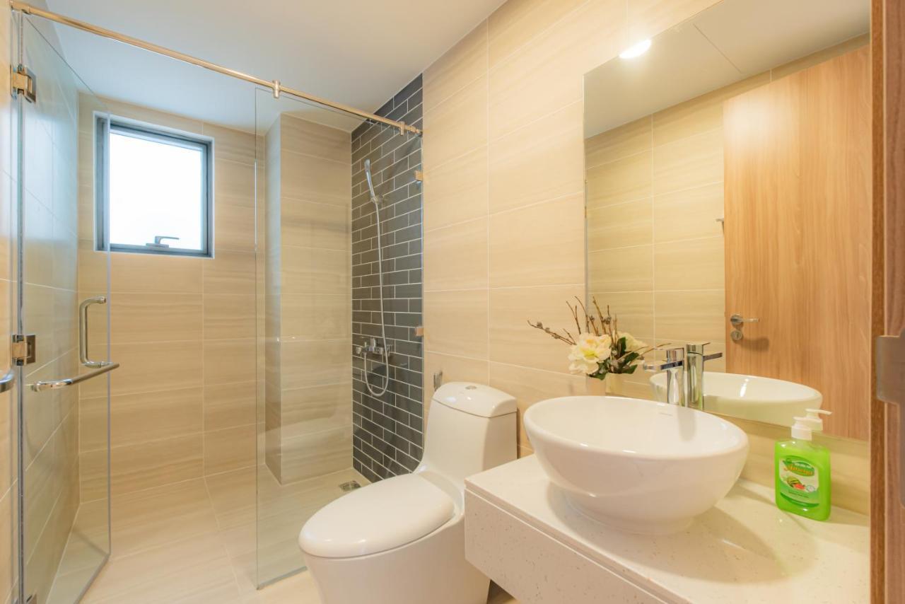9Trip Stay In Soho Residence - 3 Bedrooms Apartment In District 1, Next To Bui Vien Walking Street - Free Saigon Nightlife Walking Tour مدينة هوشي منه المظهر الخارجي الصورة
